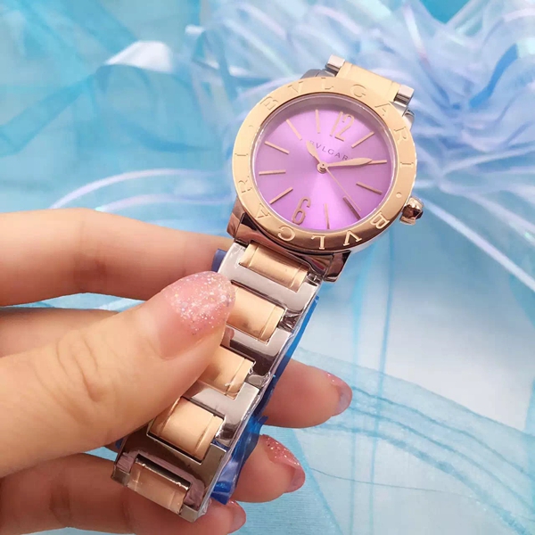 ブルガリ時計正面デザイン